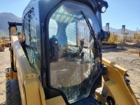 cat-r2l00698-10258514