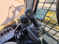 cat-r2l00698-10258514