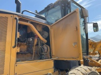 cat-b5400740-10236700